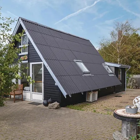 Amazing In V W/ 2 Bedrooms 에스비에르